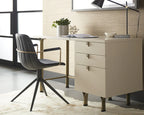 Beatrice Desk
