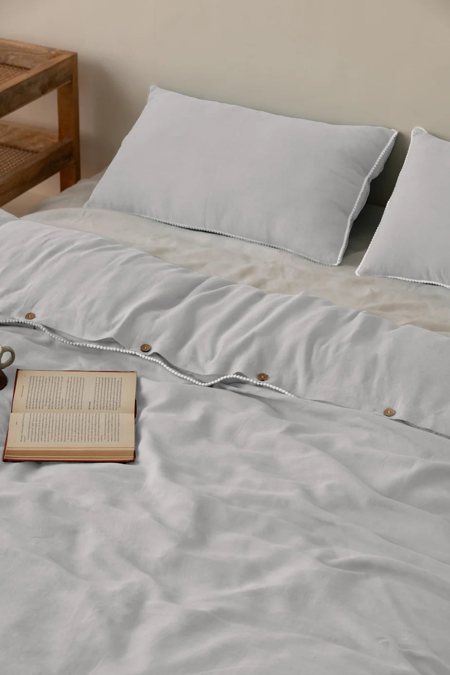 Linen Delight Lace Duvet Cover with Pillowcases