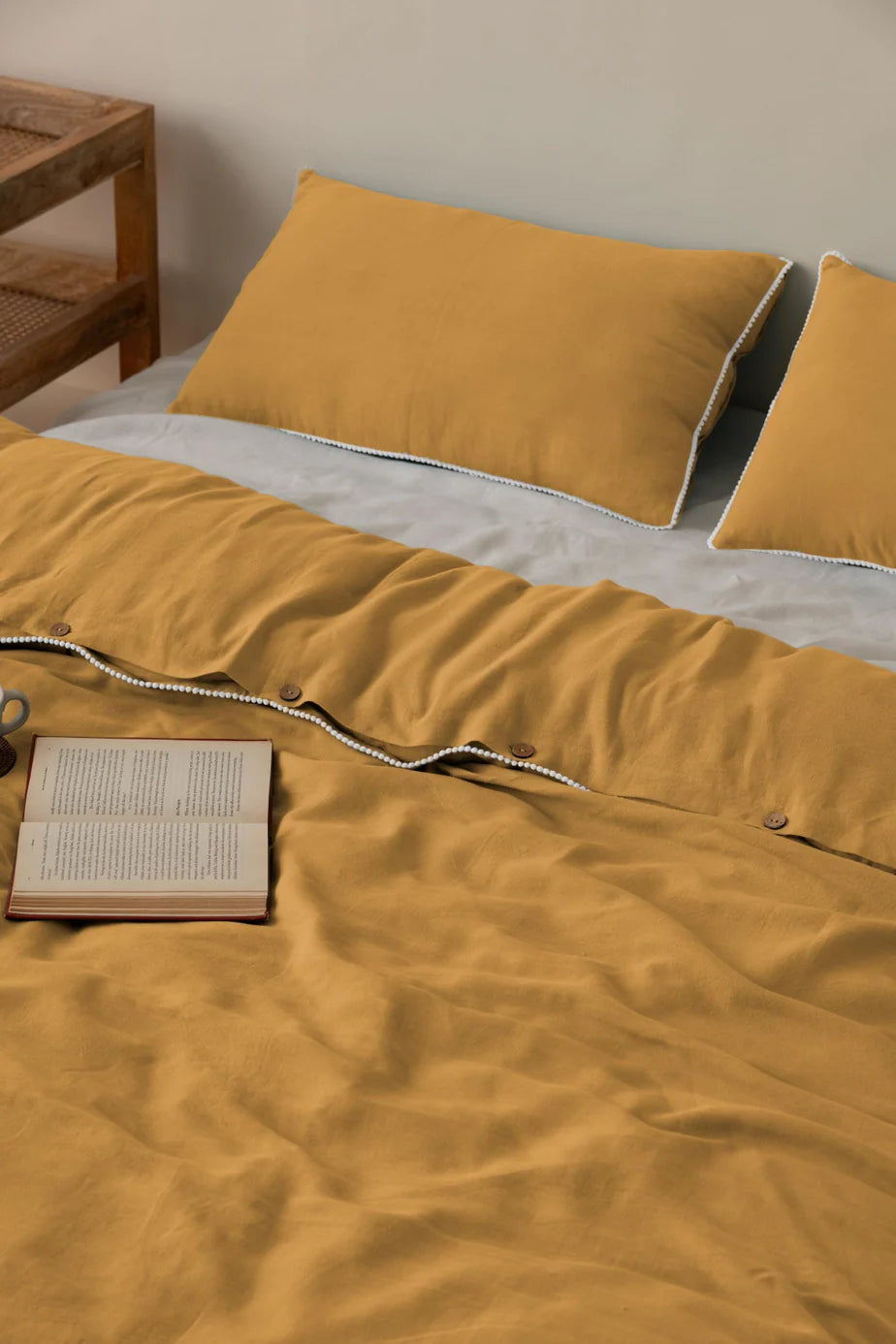 Linen Delight Lace Duvet Cover with Pillowcases